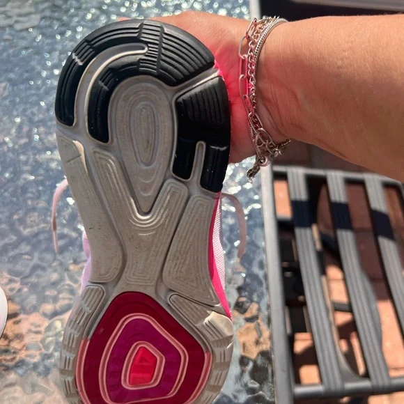 Nike Women's Pink, White and Black athletic sneakers. - Picture 15 of 17